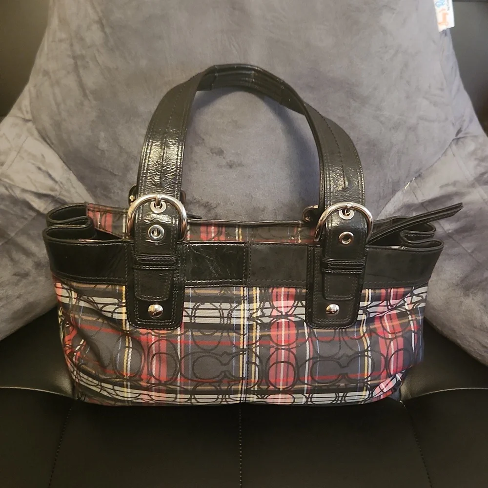 Coach Poppy Signature Tartan Plaid Red, Black & Green Shoulder HandBag - Picture 2 of 6
